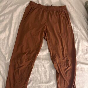 Outdoor Voices Zephyr Pants – Rust, Size M